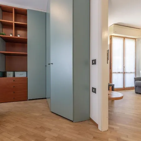 Italian Experience- Lighthouse 파노