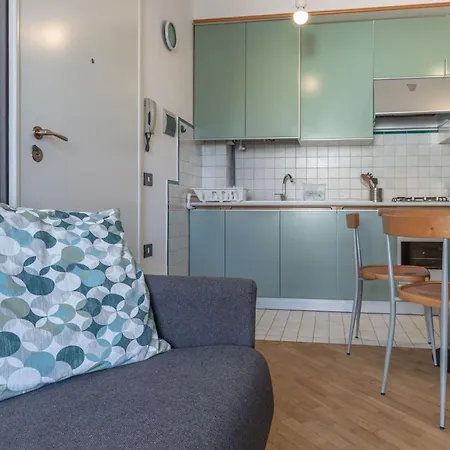 Italian Experience- Lighthouse