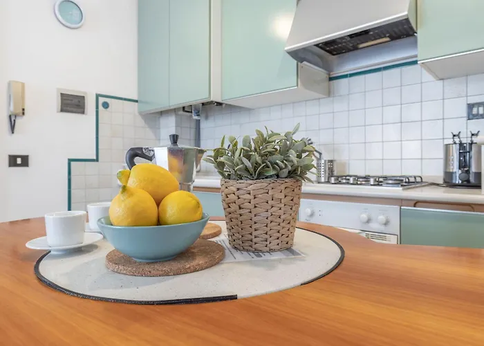 Italian Experience- Lighthouse *