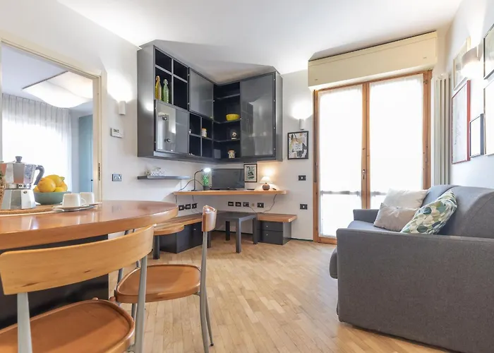 Italian Experience- Lighthouse Apartment