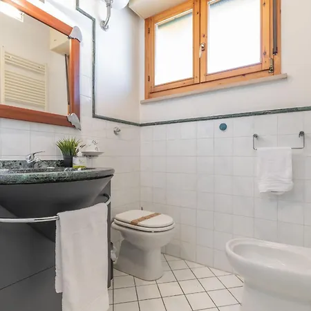 Italian Experience- Lighthouse