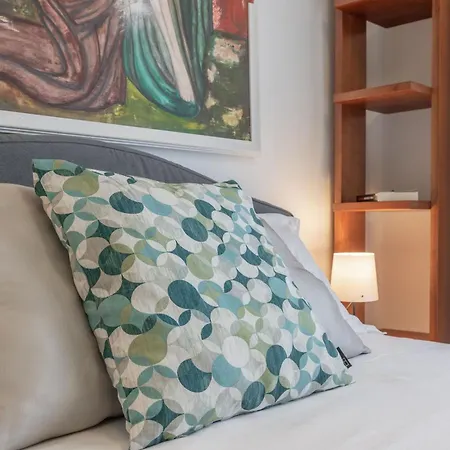 Апартаменты Italian Experience- Lighthouse *